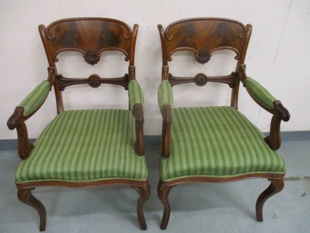 2512 - 2 x kreslo mahagon 1910 bytovy stav  -   1 kus 3 900 kc